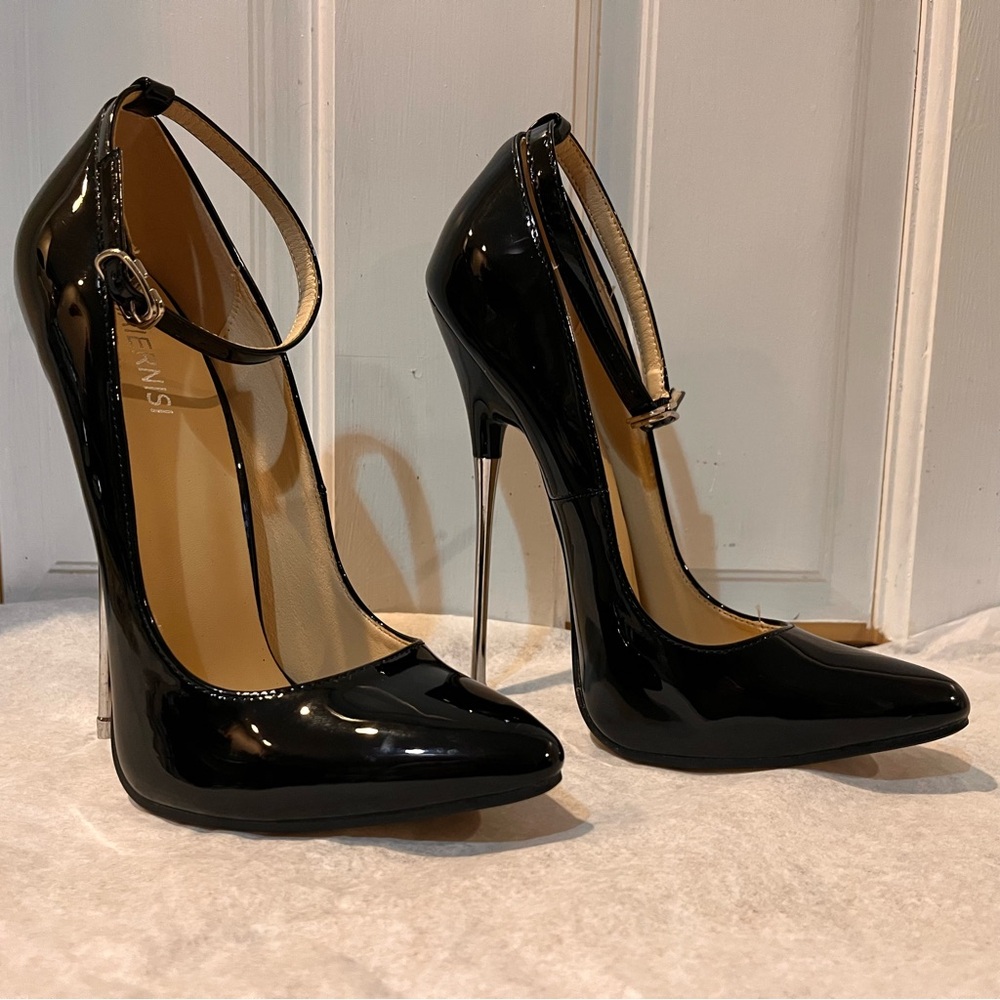 Black Patent Stiletto Ankle Strap Heels NWOB - Picture 2 of 7